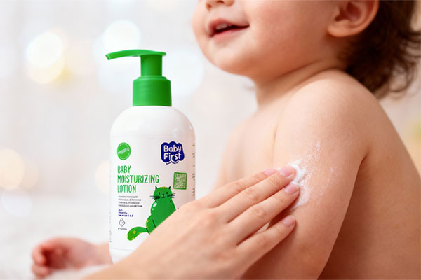 لوسیون مرطوب کننده بیبی فرست برای پوست کودک