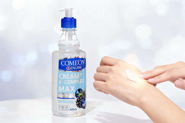 استفاده از کرم مرطوب کننده ب کمپلکس بلوبری کامان برای آبرسانی پوست