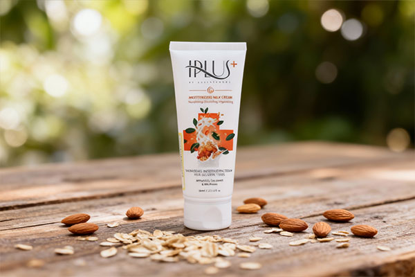 نحوه استفاده از کرم آبرسان روغن بادام و جو دو سر آی پلاس