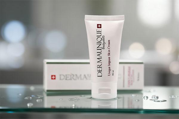 کرم آبرسان پوست چرب درمایونیک برای هیدراتاسیون عمقی