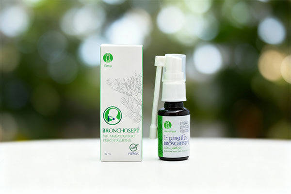 تصویر اسپری برونکوسپت سپیداج روی سطح سفید